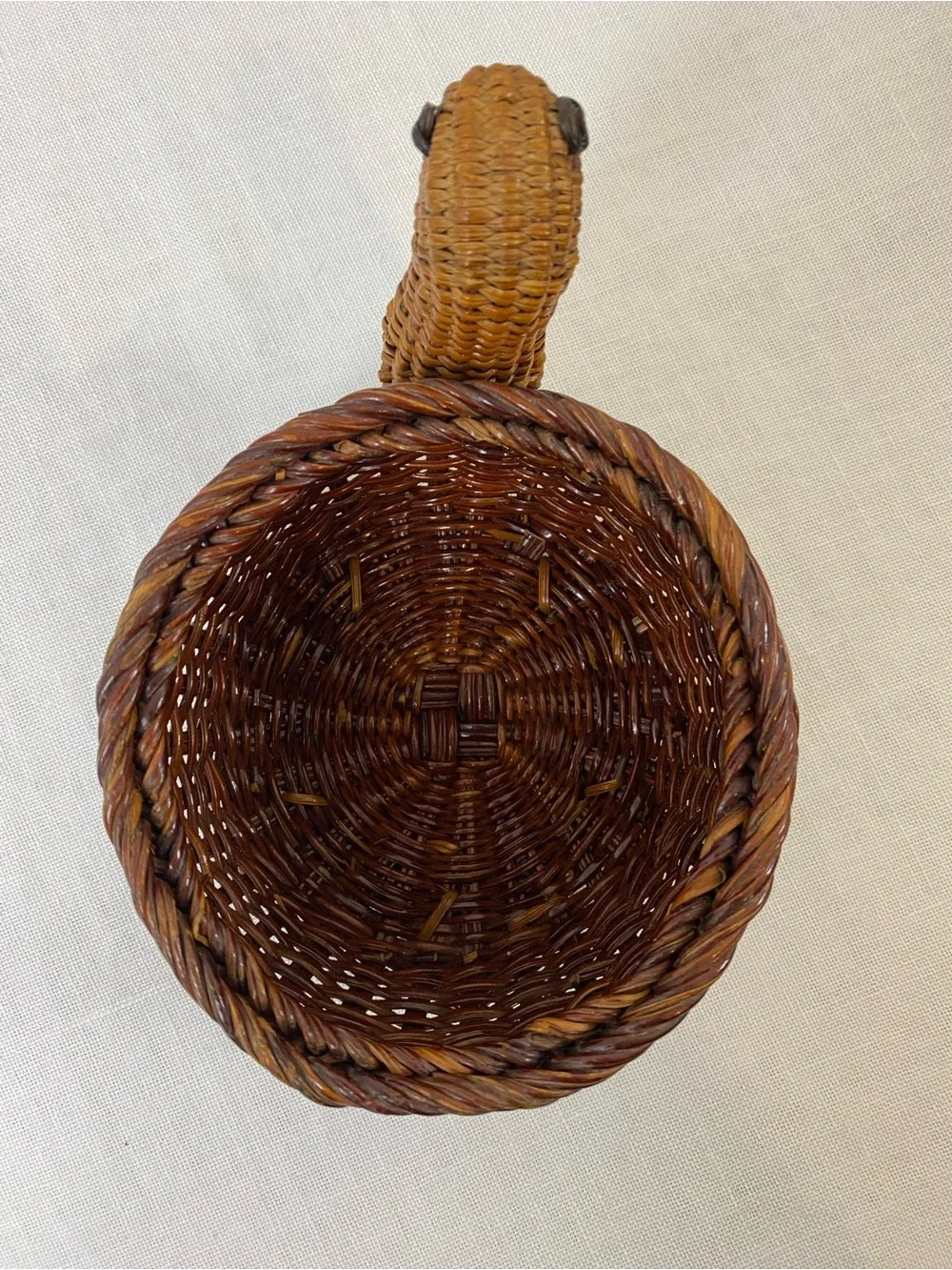 Vintage Wicker/Woven Turtle Basket